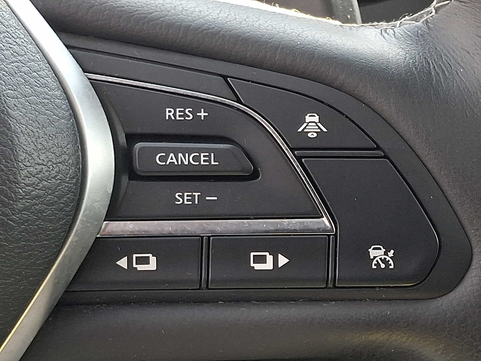 2019 INFINITI QX50 ESSENTIAL AWD