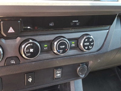 2017 Toyota Tacoma TRD Sport Double Cab 6 Bed V6 4x4 AT