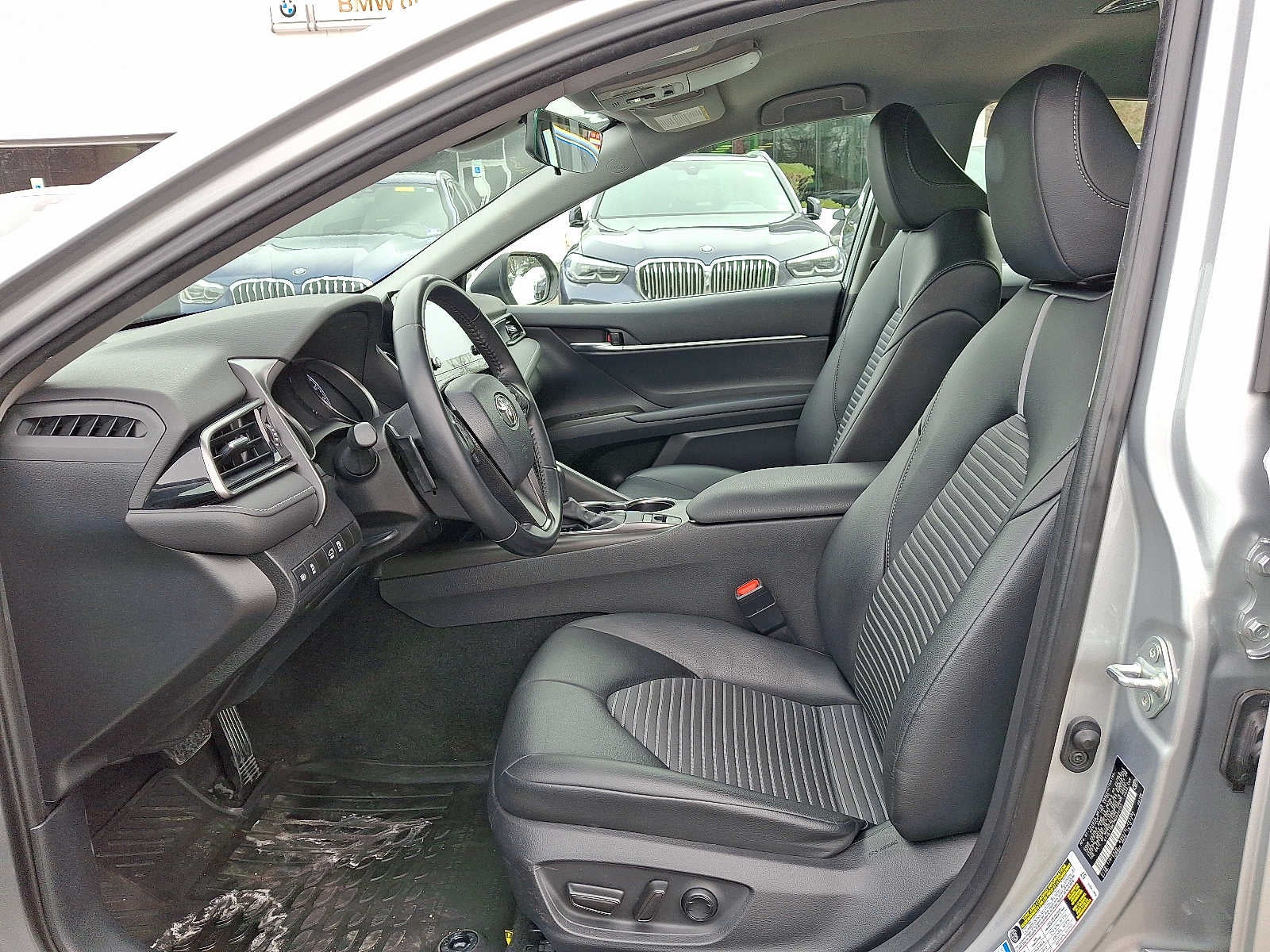 2021 Toyota Camry SE Auto AWD