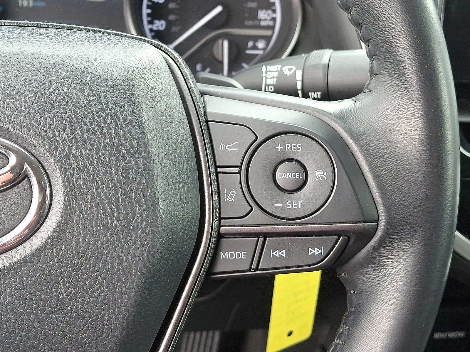 2021 Toyota Camry SE Auto AWD