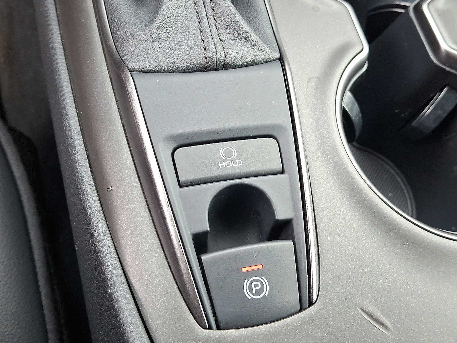 2021 Toyota Camry SE Auto AWD