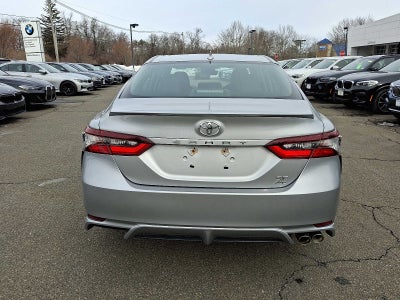 2021 Toyota Camry SE Auto AWD