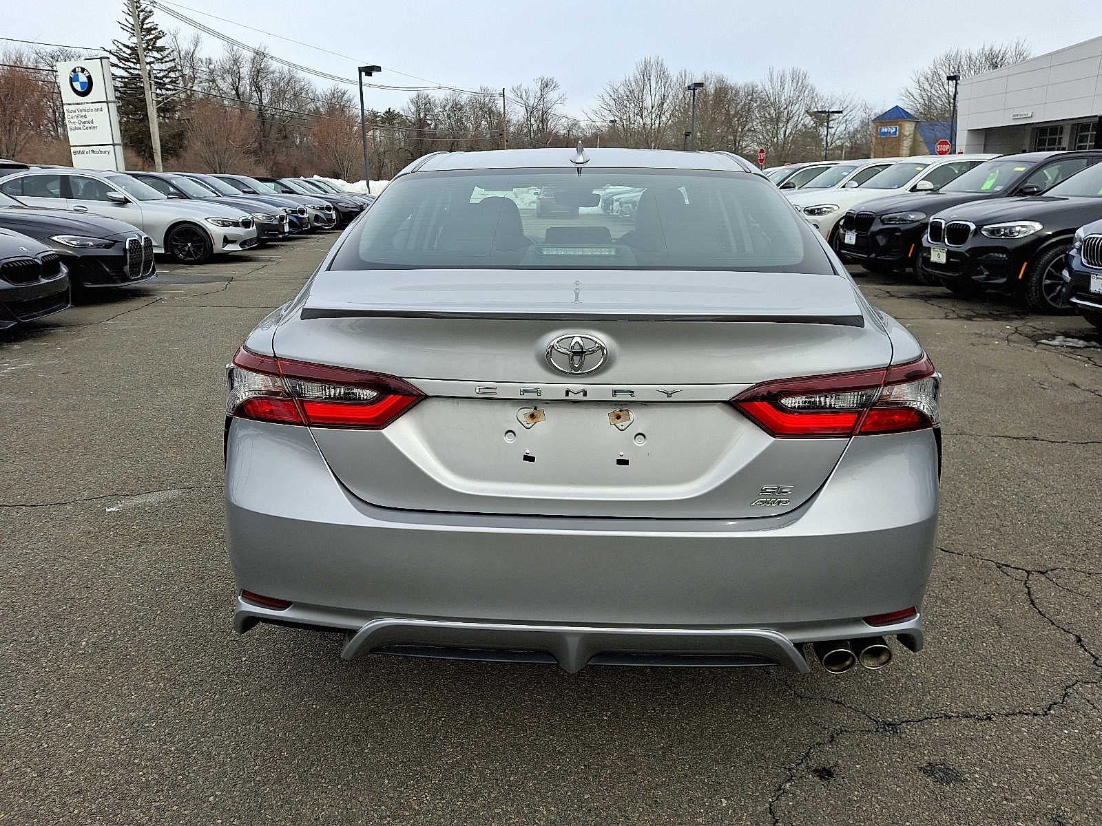 2021 Toyota Camry SE Auto AWD