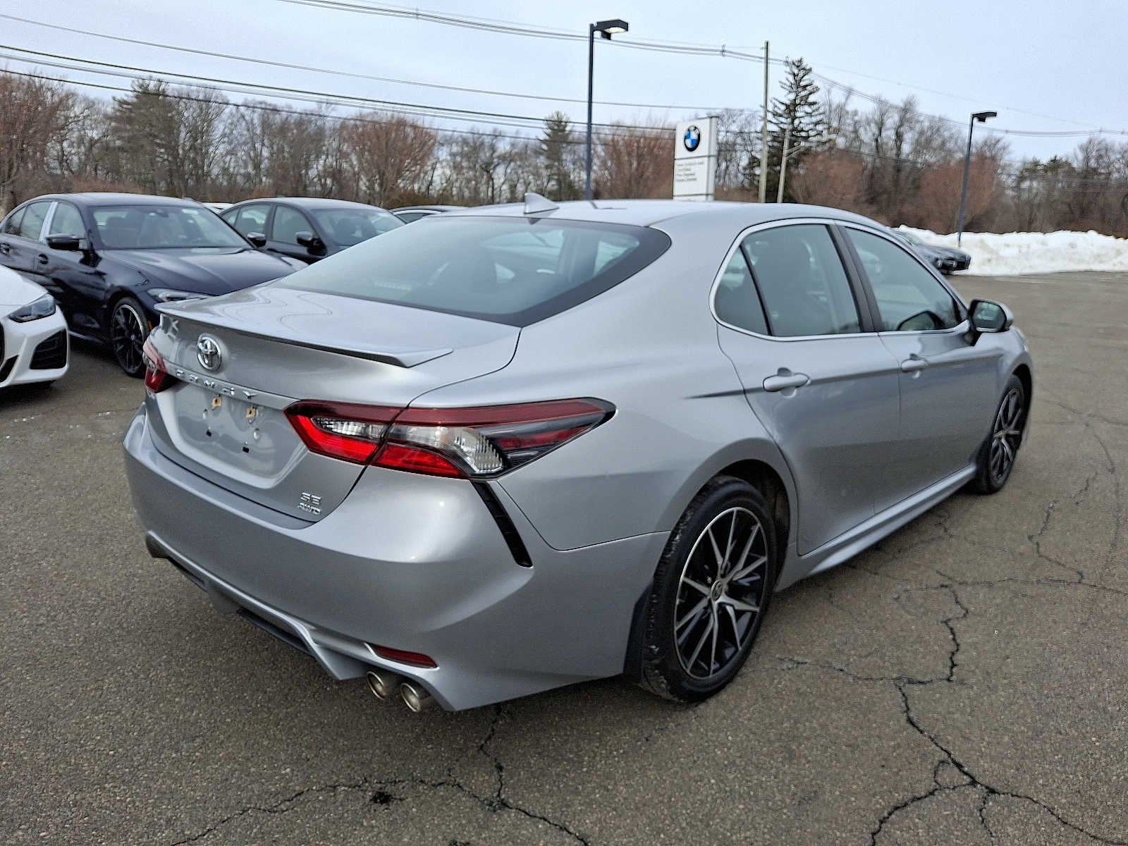 2021 Toyota Camry SE Auto AWD