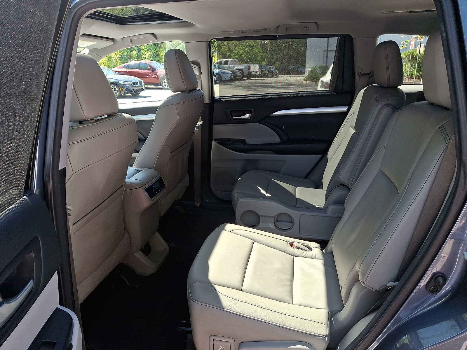 2016 Toyota Highlander AWD 4dr V6 XLE