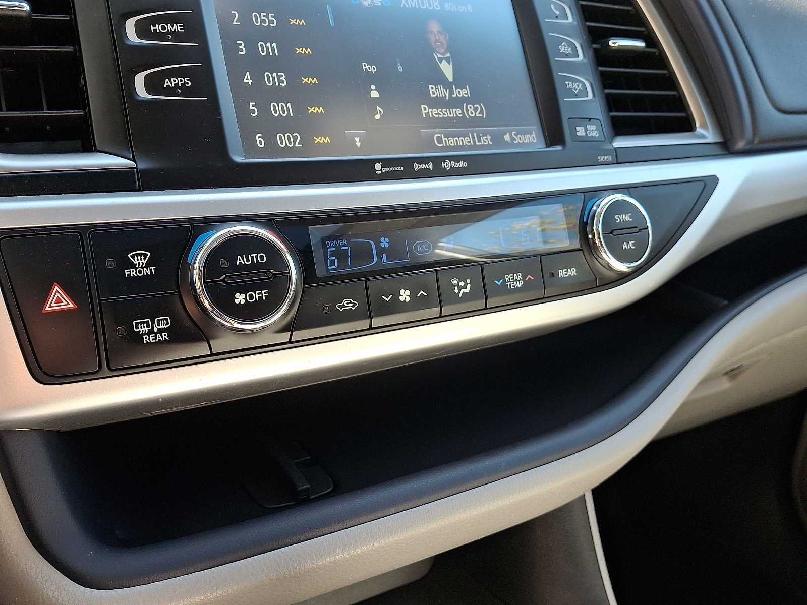 2016 Toyota Highlander AWD 4dr V6 XLE