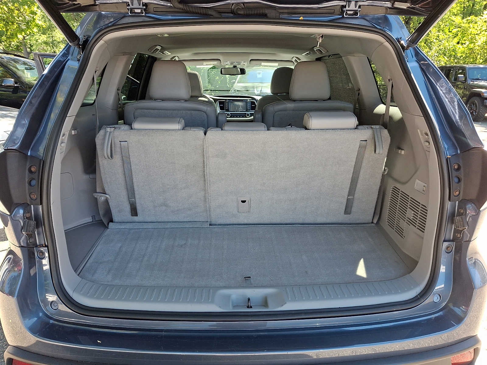 2016 Toyota Highlander AWD 4dr V6 XLE