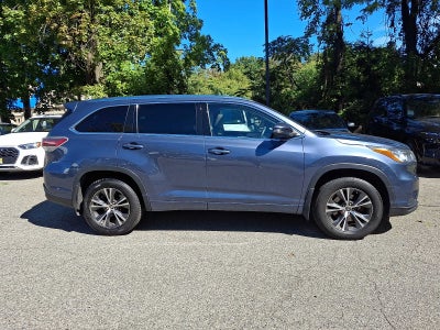 2016 Toyota Highlander AWD 4dr V6 XLE