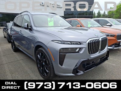 2025 BMW X7 xDrive40i Sports Activity Vehicle