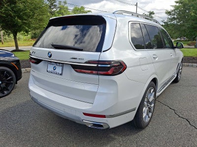 2027 BMW X7 xDrive40i Sports Activity Vehicle