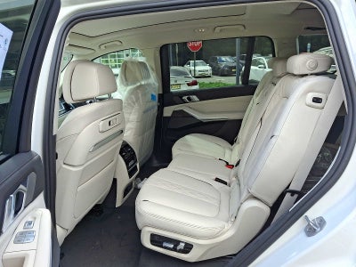 2027 BMW X7 xDrive40i Sports Activity Vehicle
