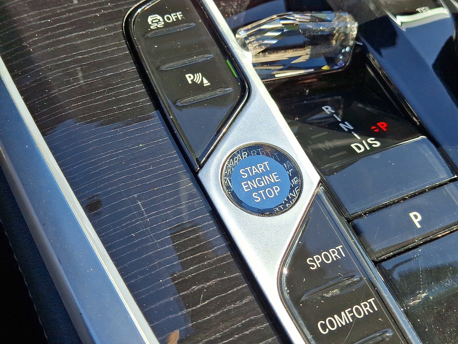 2023 BMW X7 xDrive40i Sports Activity Vehicle