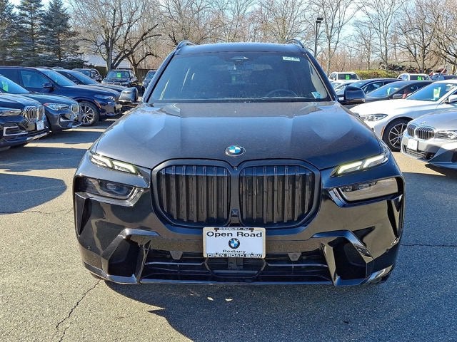 2023 BMW X7 xDrive40i Sports Activity Vehicle