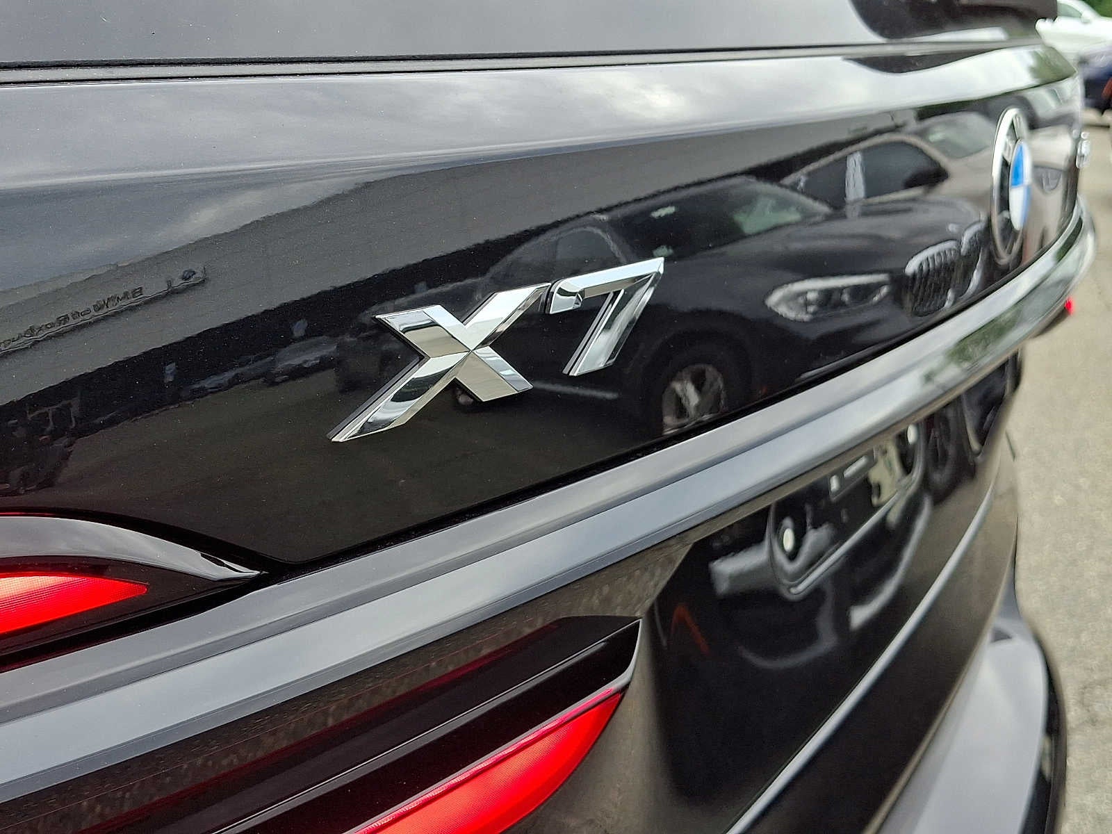 2027 BMW X7 xDrive40i Sports Activity Vehicle