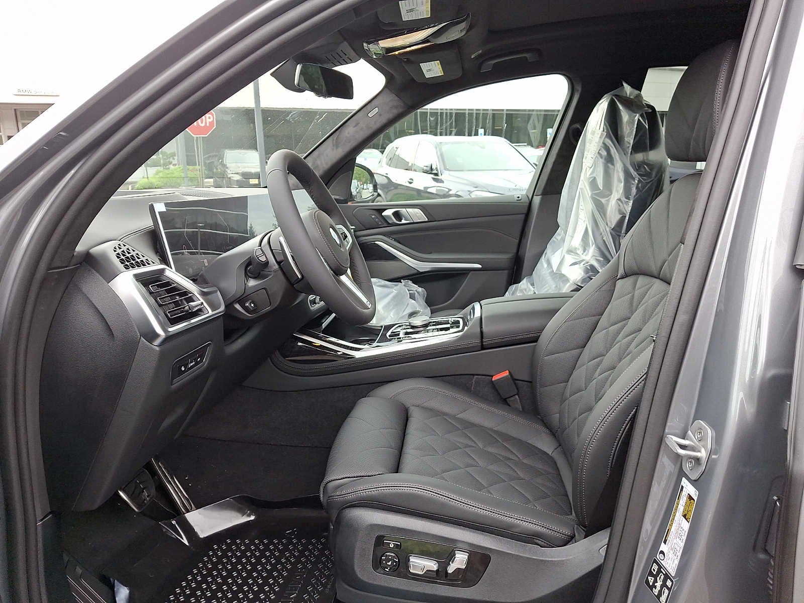 2027 BMW X7 xDrive40i Sports Activity Vehicle