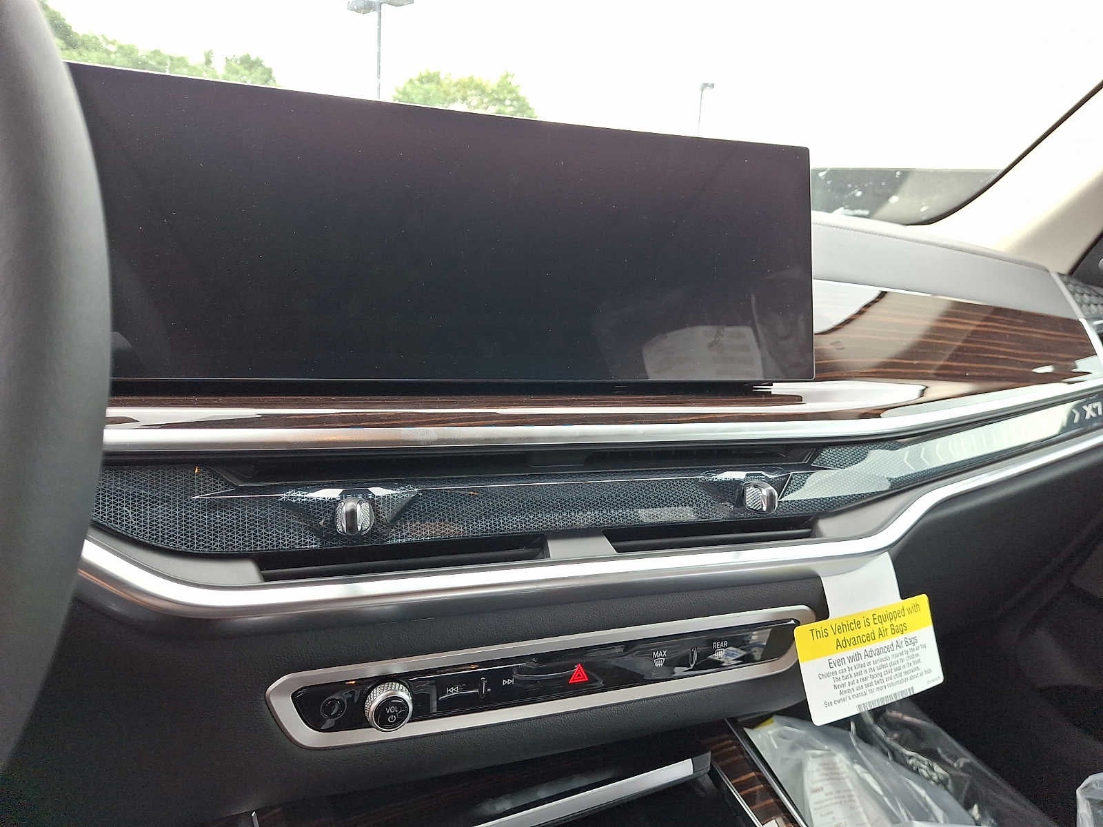 2027 BMW X7 xDrive40i Sports Activity Vehicle