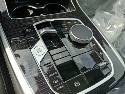 2027 BMW X7 xDrive40i Sports Activity Vehicle