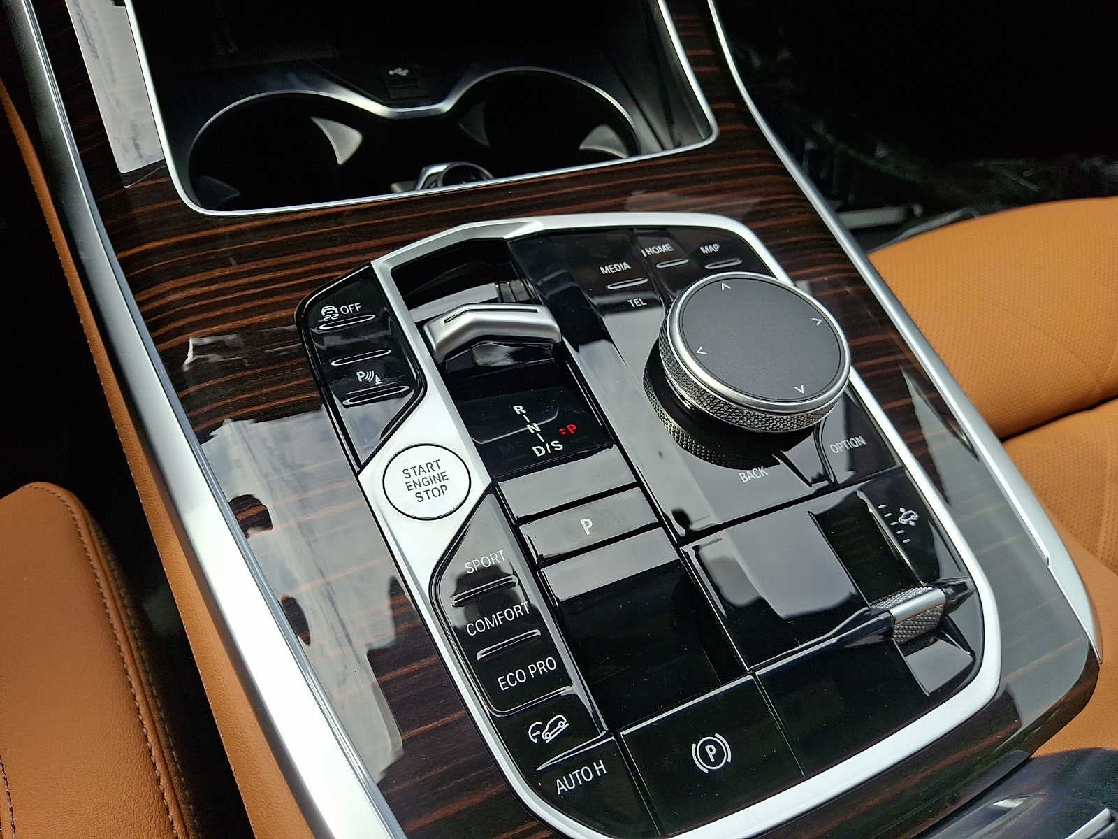 2027 BMW X7 xDrive40i Sports Activity Vehicle