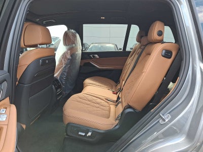 2026 BMW X7 xDrive40i Sports Activity Vehicle