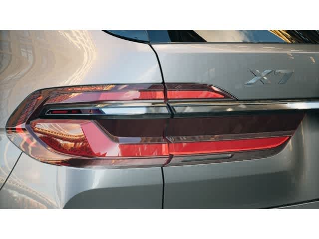 2026 BMW X7 xDrive40i Sports Activity Vehicle