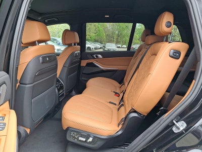 2026 BMW X7 xDrive40i Sports Activity Vehicle