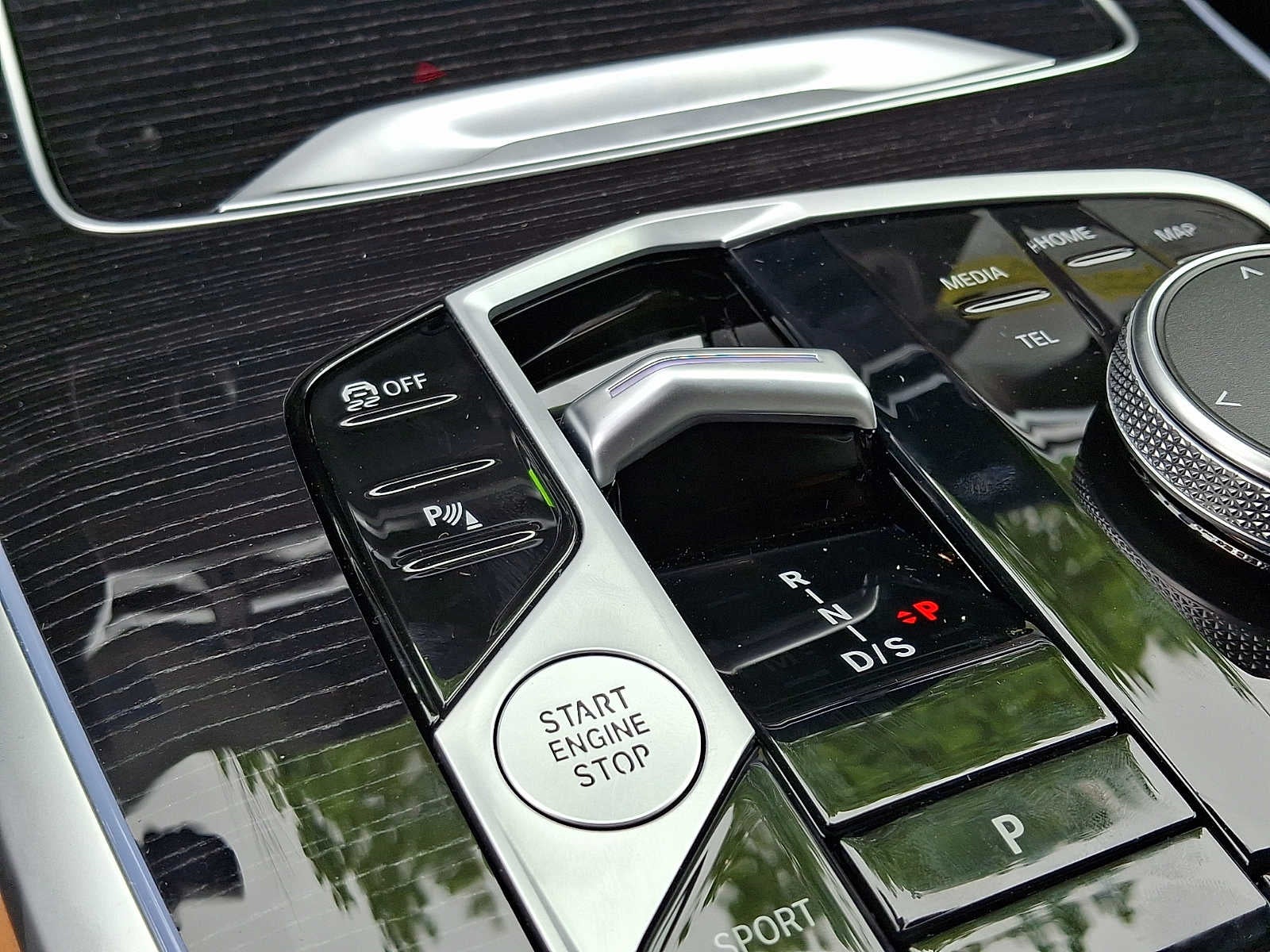 2026 BMW X7 xDrive40i Sports Activity Vehicle