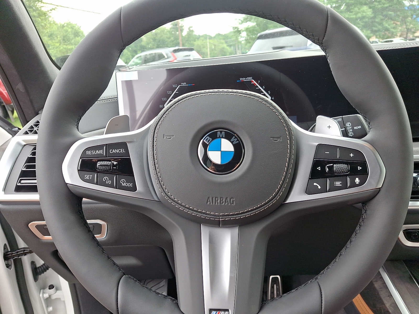 2027 BMW X7 xDrive40i Sports Activity Vehicle