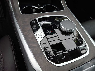 2027 BMW X7 xDrive40i Sports Activity Vehicle