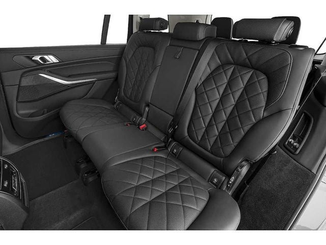 2026 BMW X7 xDrive40i Sports Activity Vehicle