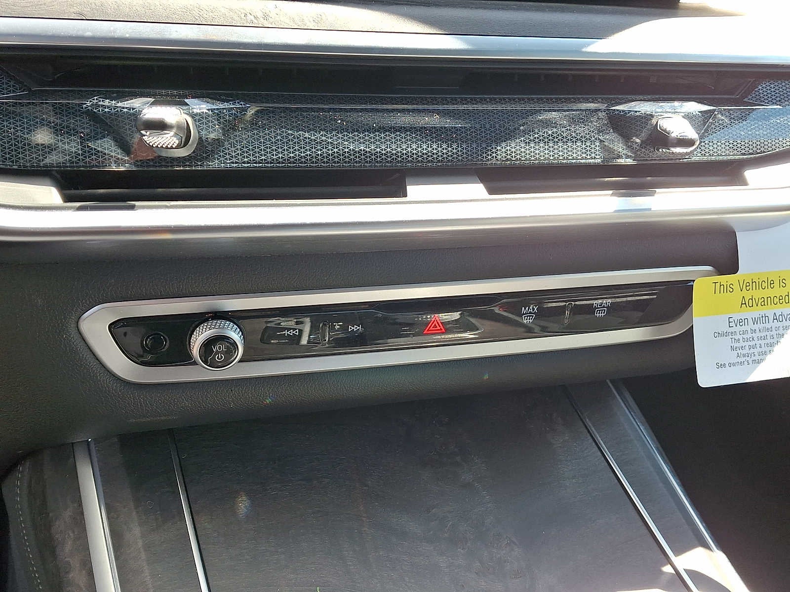 2026 BMW X7 xDrive40i Sports Activity Vehicle