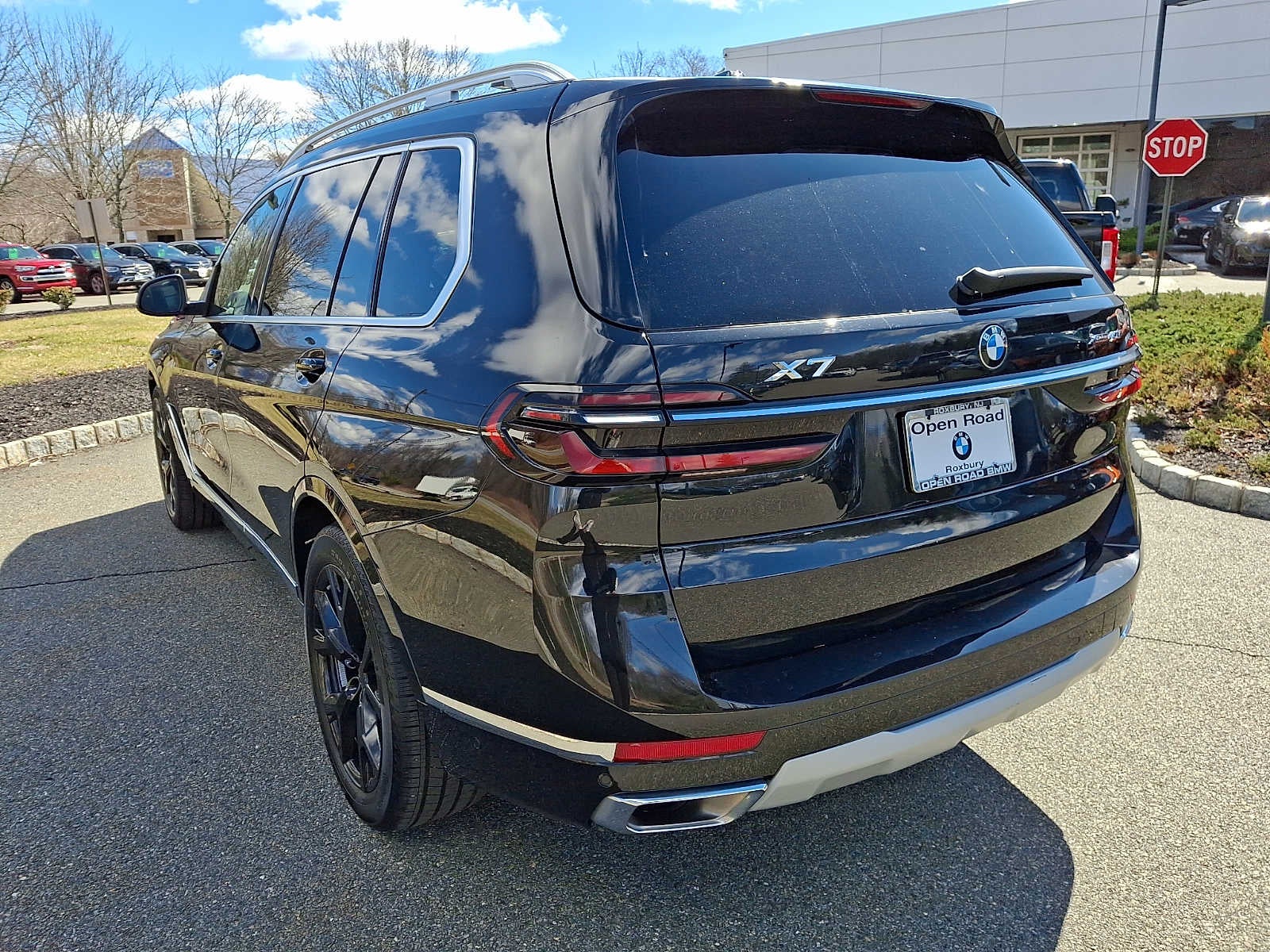 2026 BMW X7 xDrive40i Sports Activity Vehicle