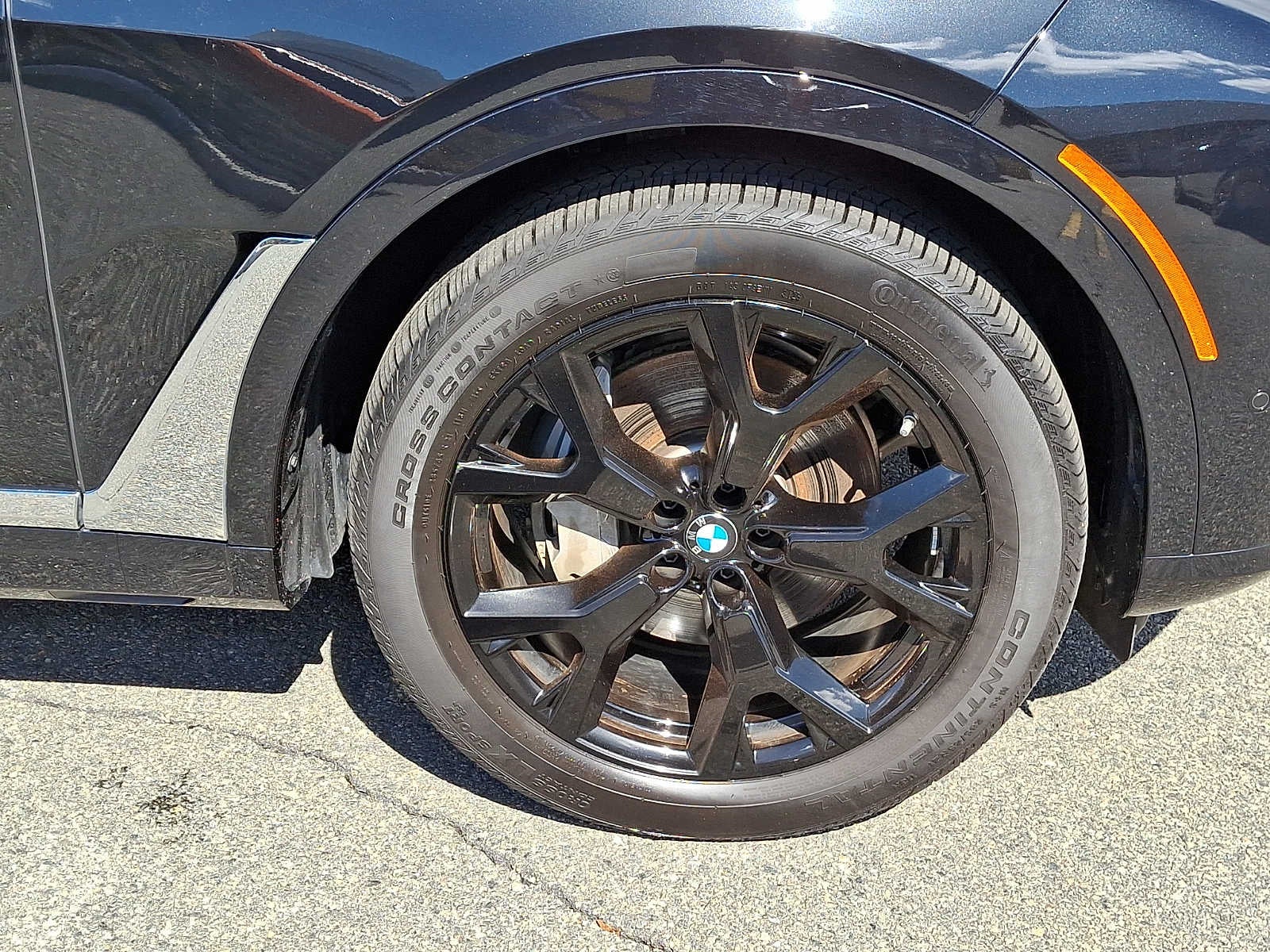 2026 BMW X7 xDrive40i Sports Activity Vehicle