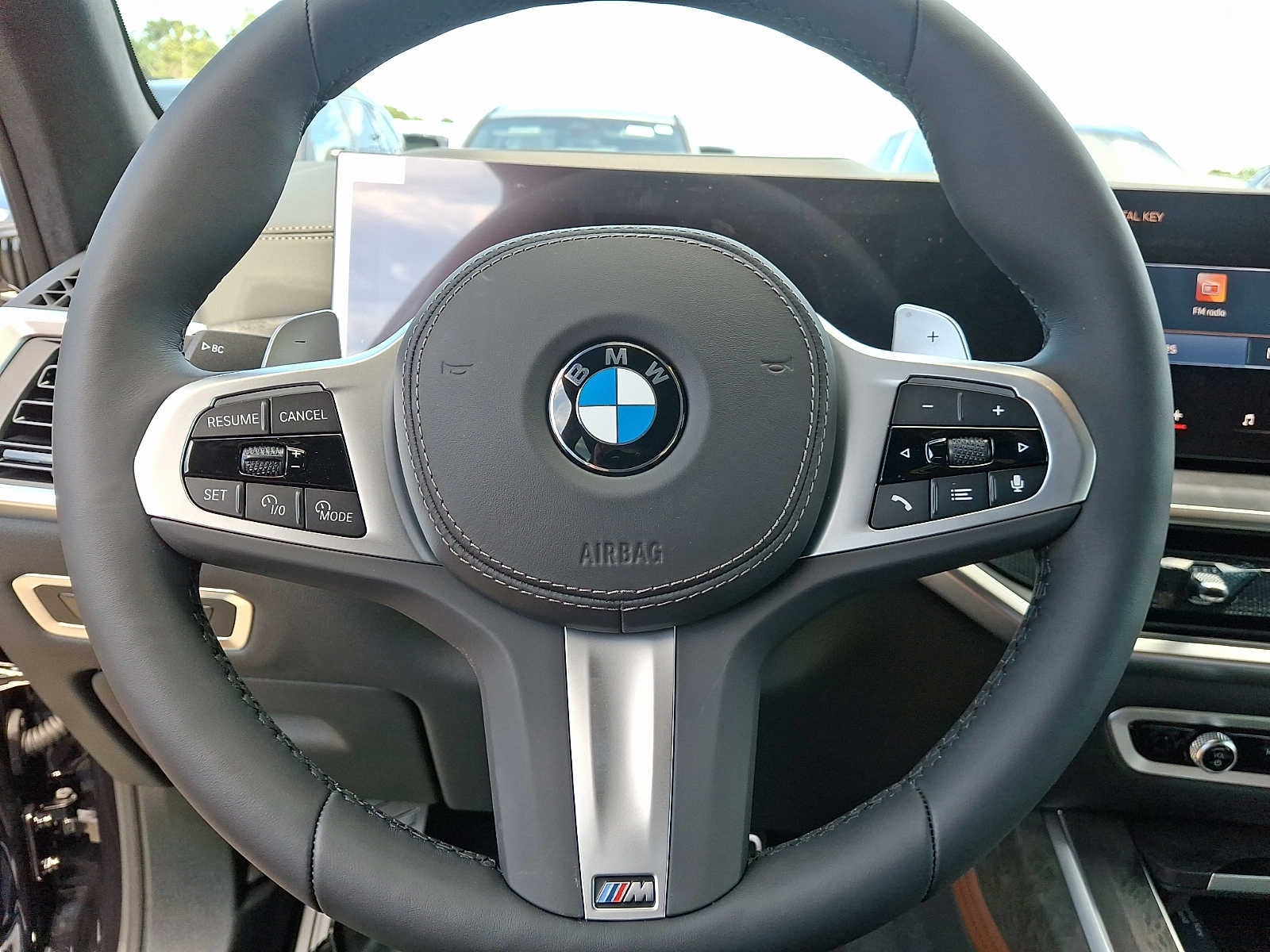 2027 BMW X7 xDrive40i Sports Activity Vehicle
