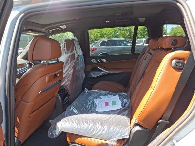 2027 BMW X7 xDrive40i Sports Activity Vehicle