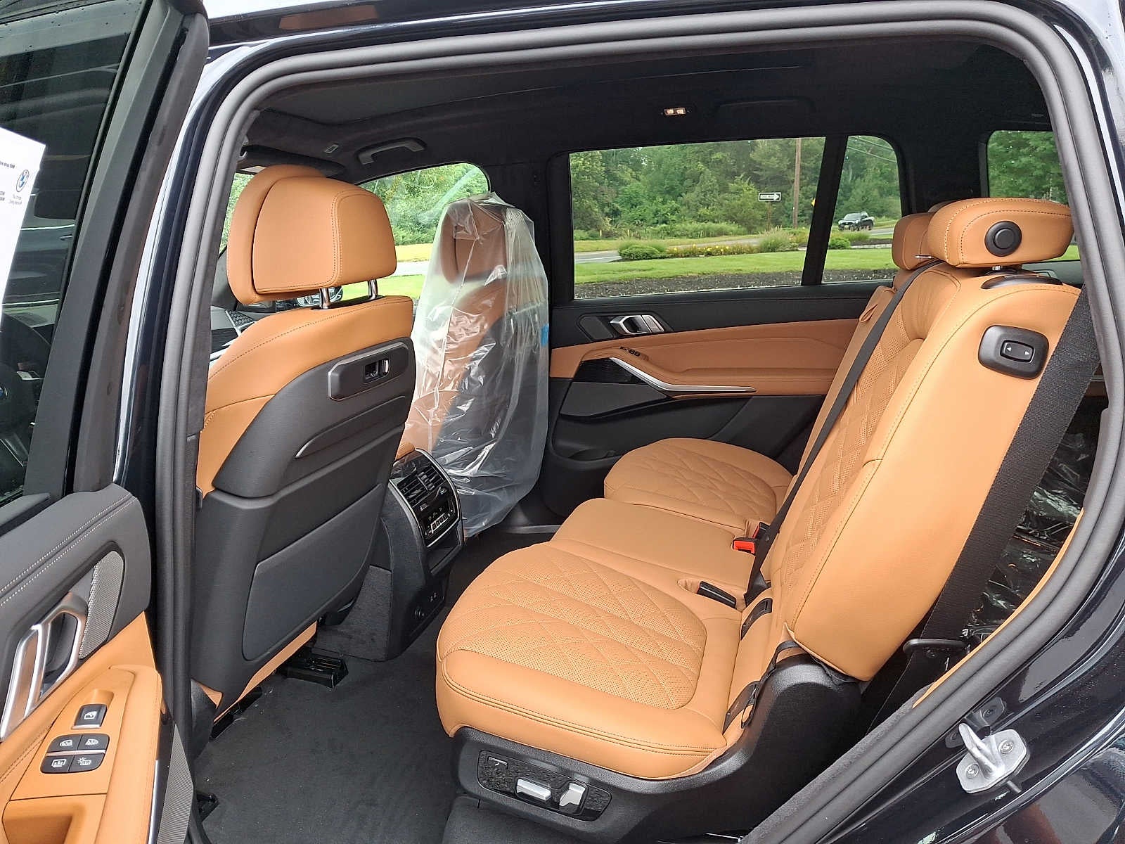 2027 BMW X7 xDrive40i Sports Activity Vehicle