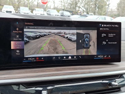 2025 BMW X7 xDrive40i Sports Activity Vehicle