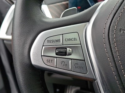 2025 BMW X7 xDrive40i Sports Activity Vehicle