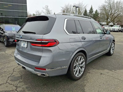 2025 BMW X7 xDrive40i Sports Activity Vehicle