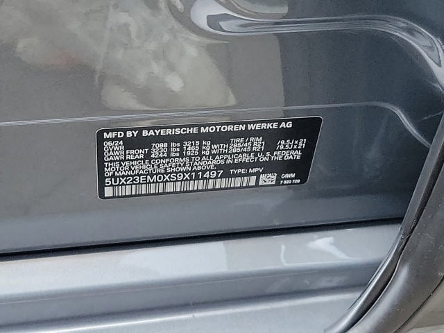 2025 BMW X7 xDrive40i Sports Activity Vehicle