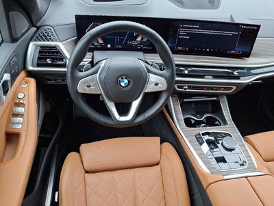 2025 BMW X7 xDrive40i Sports Activity Vehicle