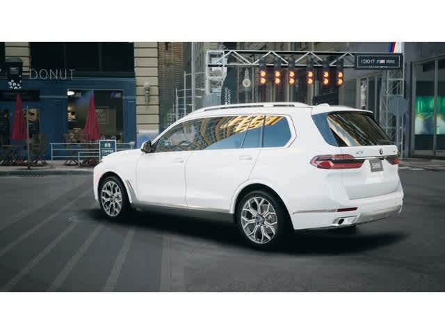 2026 BMW X7 xDrive40i Sports Activity Vehicle