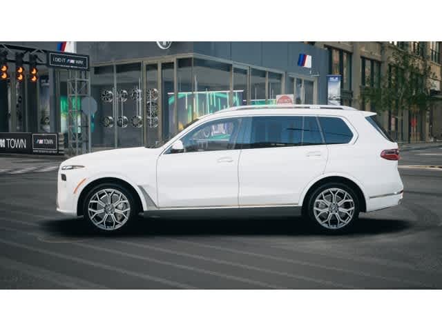 2026 BMW X7 xDrive40i Sports Activity Vehicle