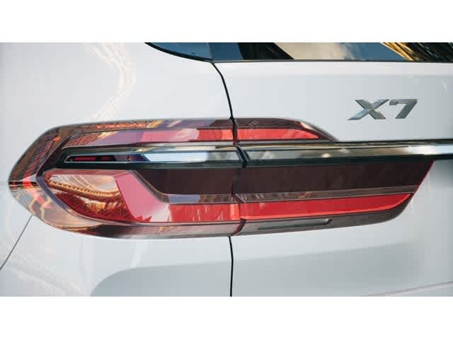 2026 BMW X7 xDrive40i Sports Activity Vehicle