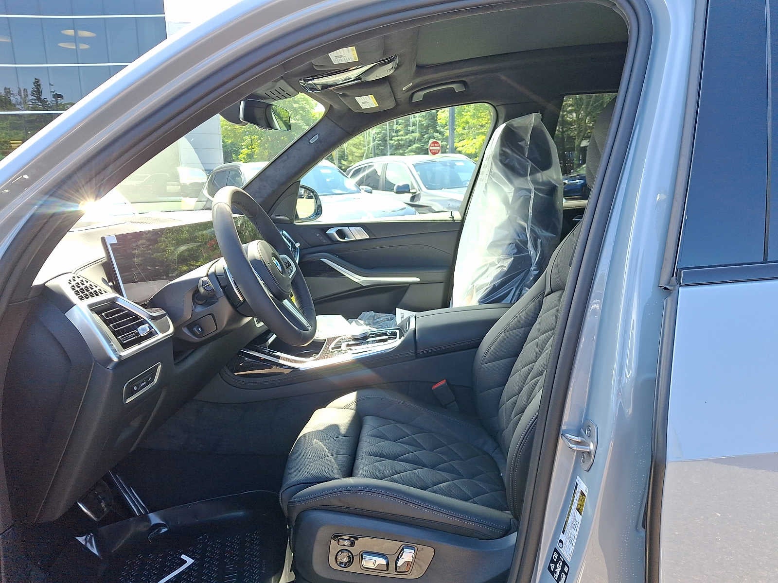 2027 BMW X7 xDrive40i Sports Activity Vehicle