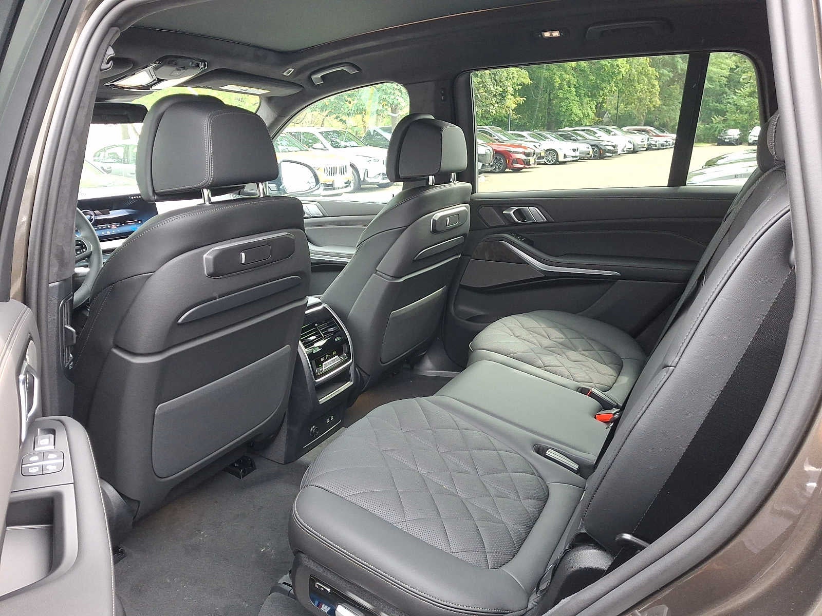 2027 BMW X7 xDrive40i Sports Activity Vehicle