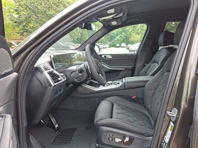 2027 BMW X7 xDrive40i Sports Activity Vehicle
