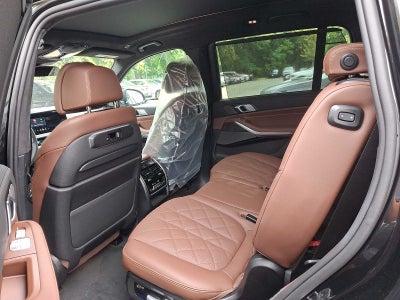 2027 BMW X7 xDrive40i Sports Activity Vehicle