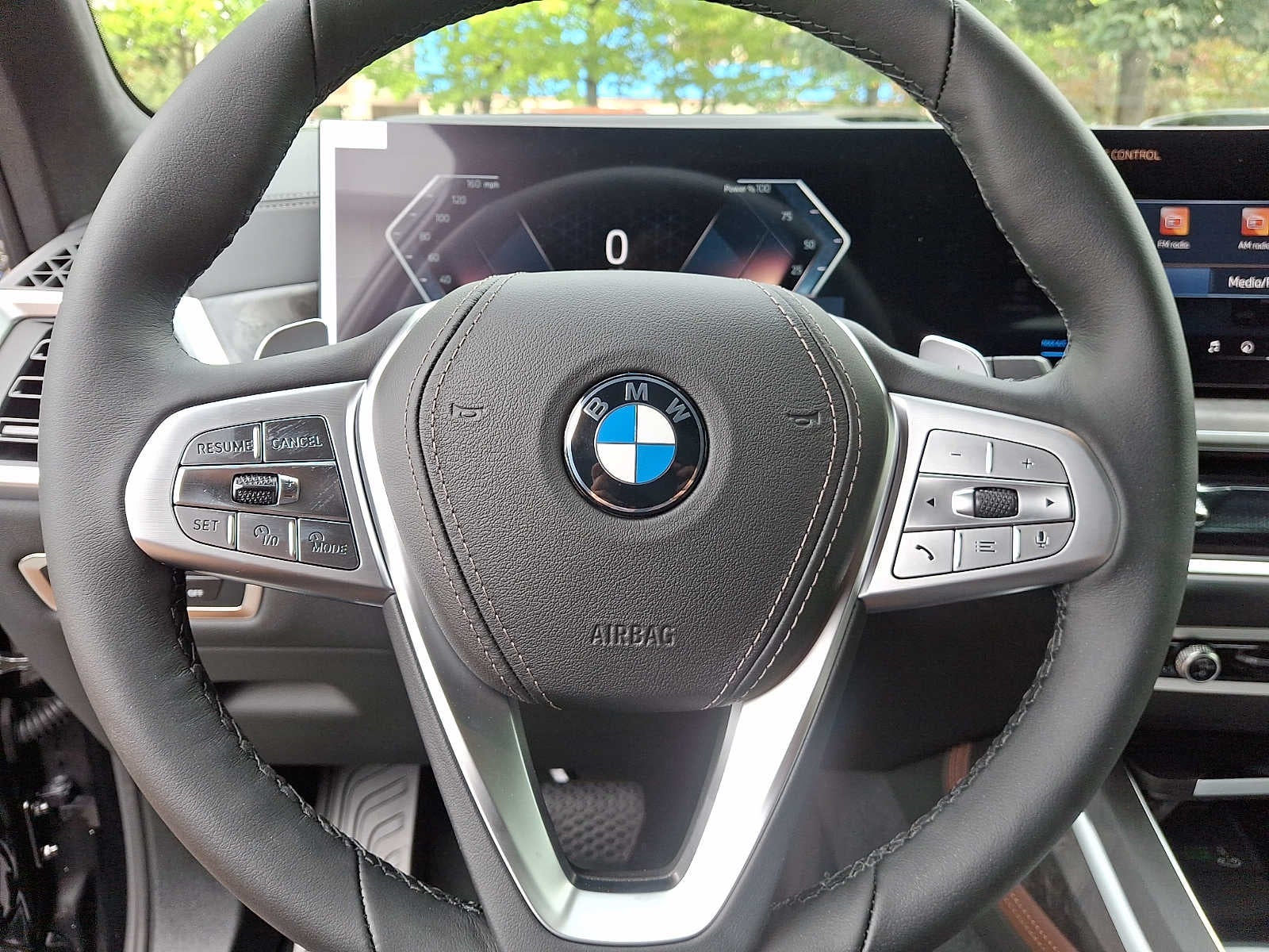 2027 BMW X7 xDrive40i Sports Activity Vehicle