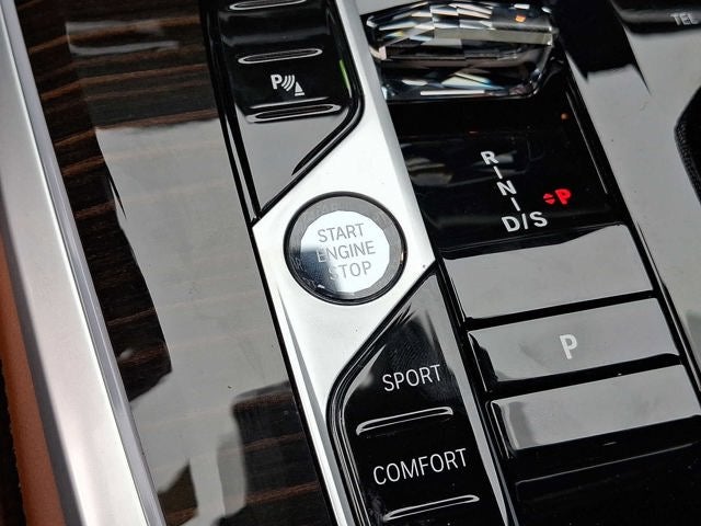 2024 BMW X5 M60i Sports Activity Vehicle