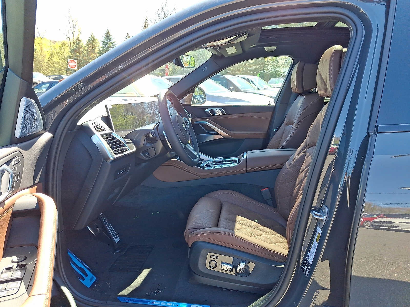 2026 BMW X6 M60i Sports Activity Coupe
